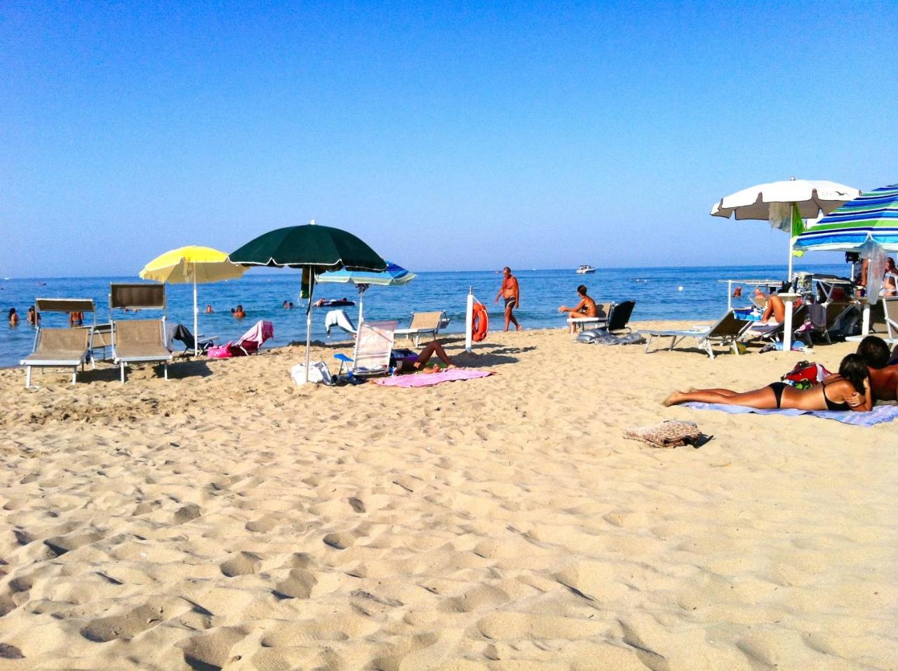 דירות וילאנובה די אוסטוני Terrazza Sul Mare מראה חיצוני תמונה