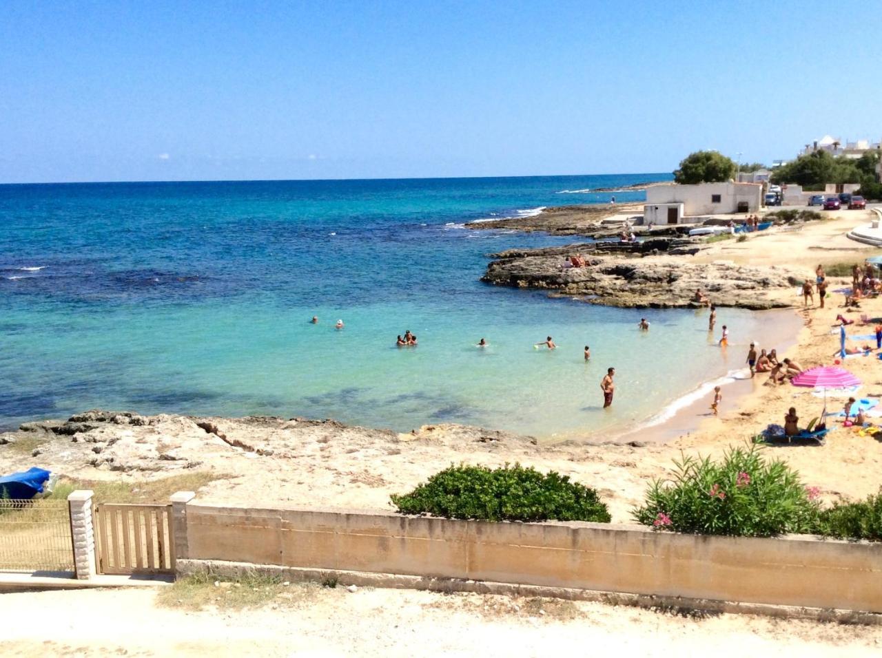 דירות וילאנובה די אוסטוני Terrazza Sul Mare מראה חיצוני תמונה