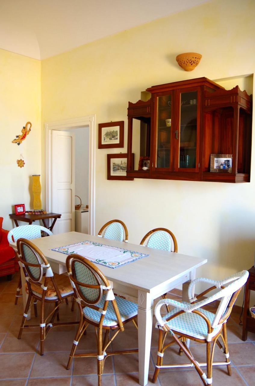 דירות וילאנובה די אוסטוני Terrazza Sul Mare מראה חיצוני תמונה