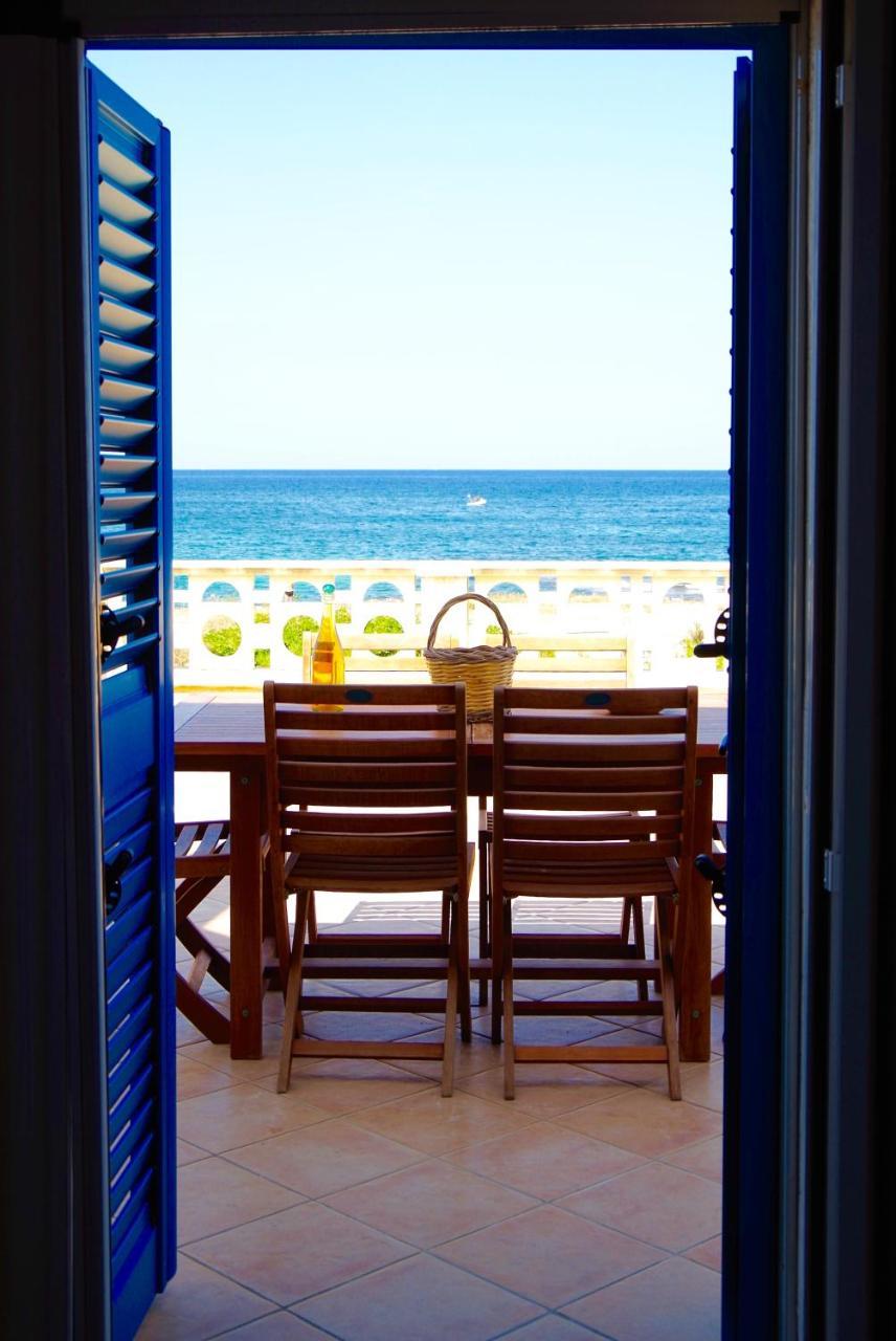 דירות וילאנובה די אוסטוני Terrazza Sul Mare מראה חיצוני תמונה